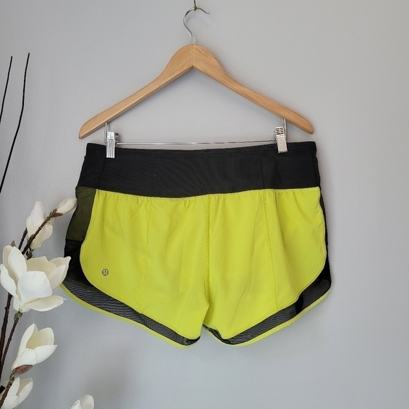 LULULEMON Mind Over Miles Short - Picture 7 of 13